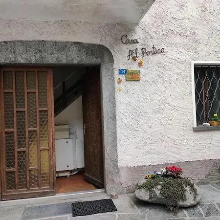 Armonia Edificio Storico Del 1563. * Cevio